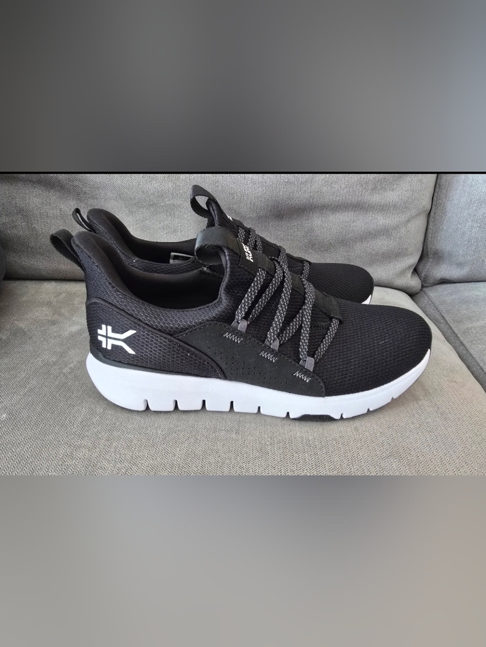 KURU Flex Slip-On Black and White Men's Lightweight Sneakers 9.5